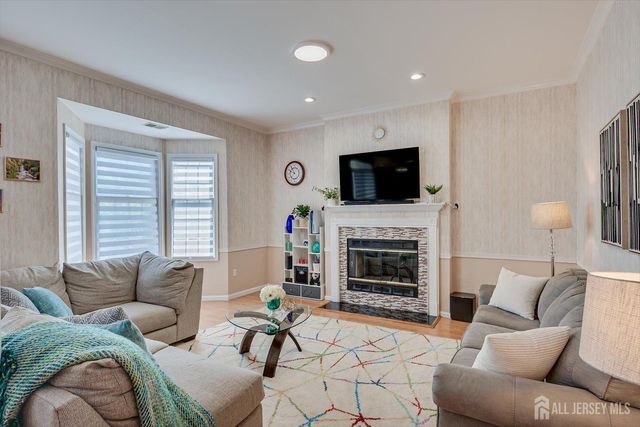 8 Tufts Court, South Brunswick, NJ 08824