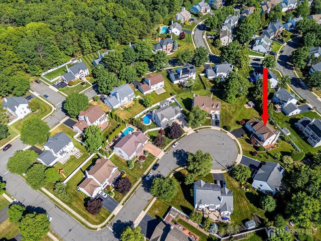 8 Tufts Court, South Brunswick, NJ 08824