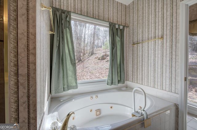 207 Stone Ridge Court, Jasper, GA 30143