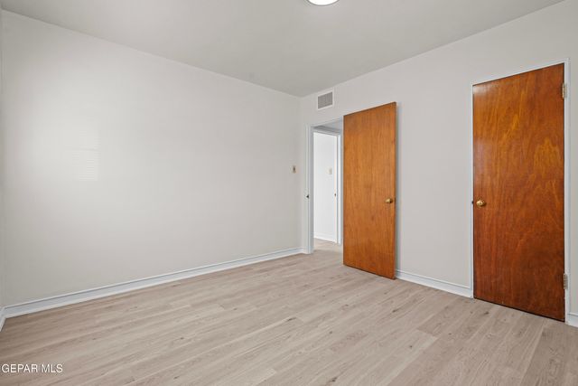 175 BEN SWAIN Drive, El Paso, TX 79915