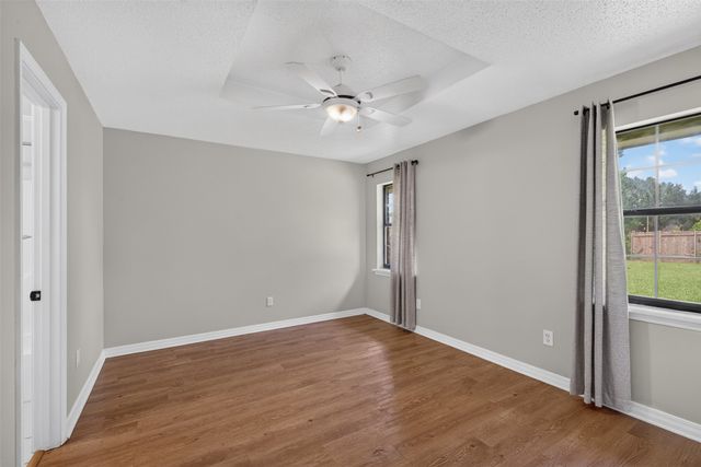 5701 Hollyhock Lane, Bossier City, LA 71112