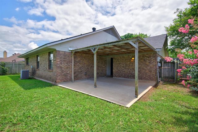 5701 Hollyhock Lane, Bossier City, LA 71112