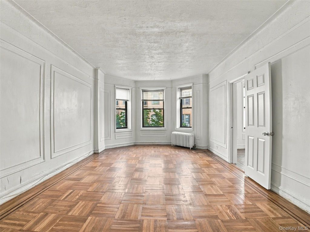 754 Brady Avenue 303, Bronx, NY 10462 — photo 4