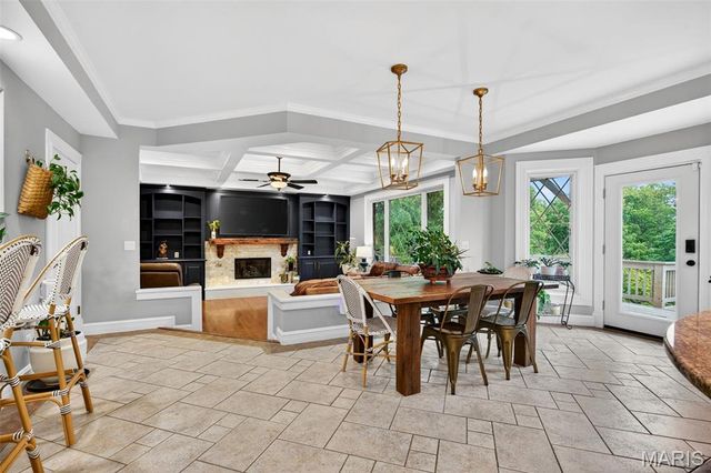 54 Bogey Estates Drive, St Charles, MO 63303