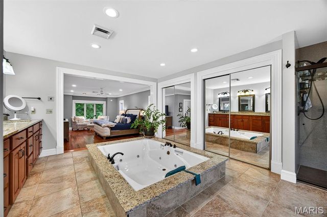 54 Bogey Estates Drive, St Charles, MO 63303