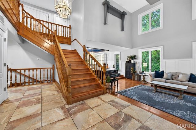 54 Bogey Estates Drive, St Charles, MO 63303
