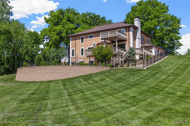 54 Bogey Estates Drive, St Charles, MO 63303
