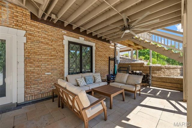 54 Bogey Estates Drive, St Charles, MO 63303