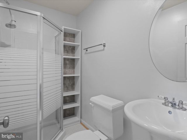 8363 JOVIN CIR, Springfield, VA 22153