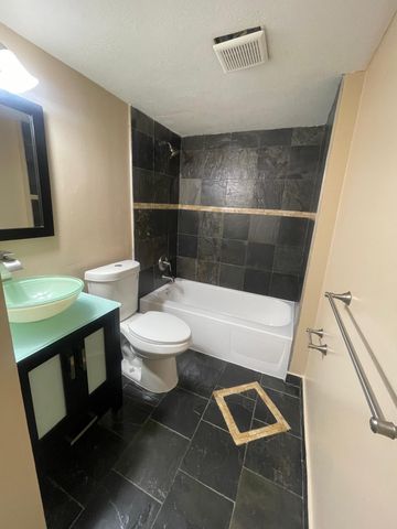 4156 Inverrary Drive 202, Lauderhill, FL 33319