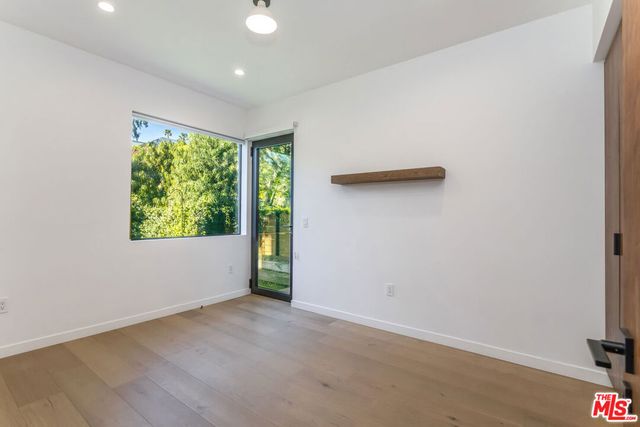 906 N Benton Way, Los Angeles, CA 90026