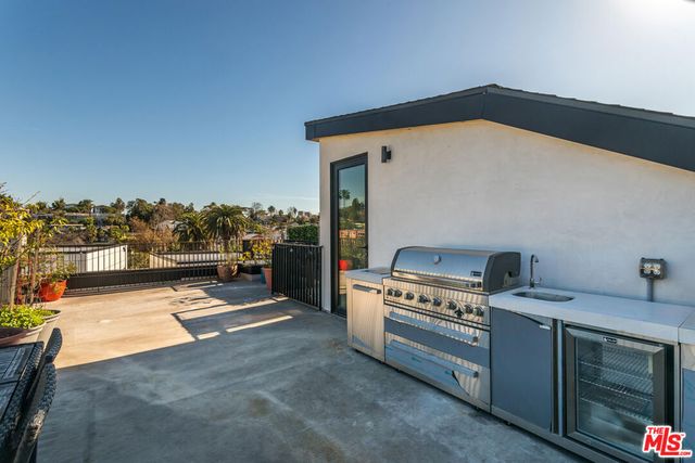 906 N Benton Way, Los Angeles, CA 90026