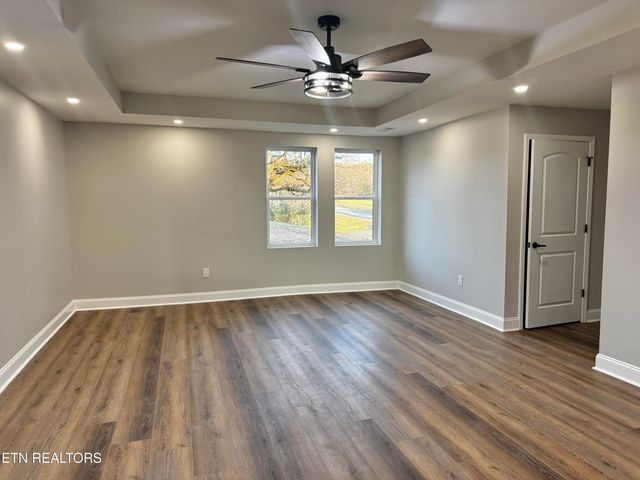 1545 Slover Springs Rd, Dandridge, TN 37725