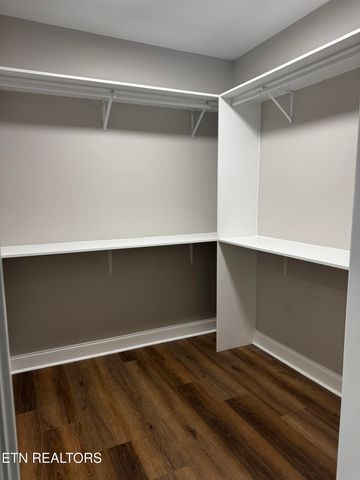 1545 Slover Springs Rd, Dandridge, TN 37725