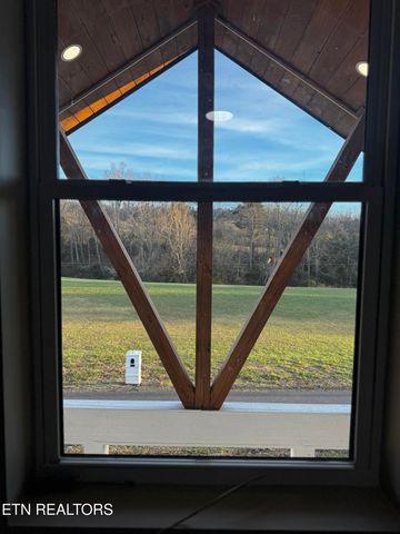 1545 Slover Springs Rd, Dandridge, TN 37725