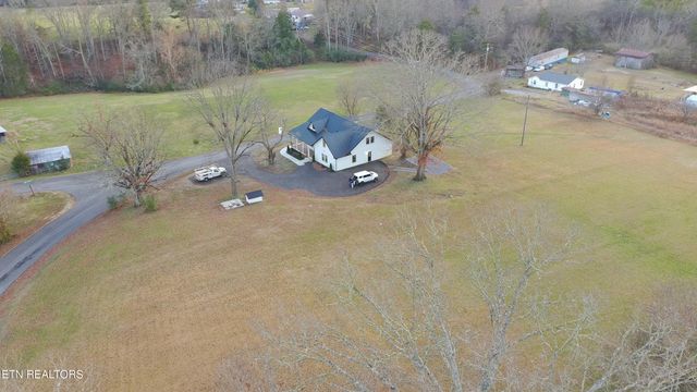 1545 Slover Springs Rd, Dandridge, TN 37725
