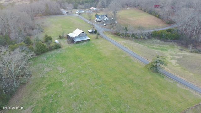 1545 Slover Springs Rd, Dandridge, TN 37725