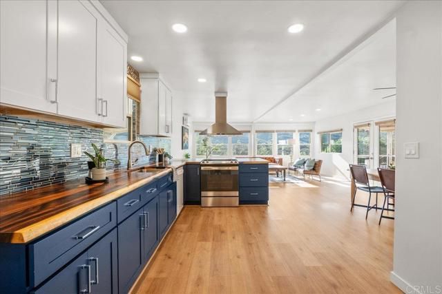 8975 Lawrence Welk Drive SPC 195, Escondido, CA 92026