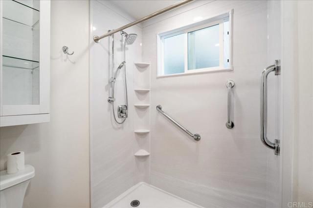 8975 Lawrence Welk Drive SPC 195, Escondido, CA 92026