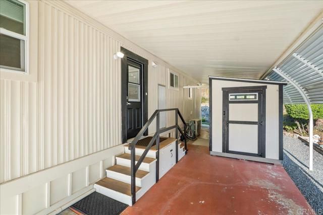 8975 Lawrence Welk Drive SPC 195, Escondido, CA 92026