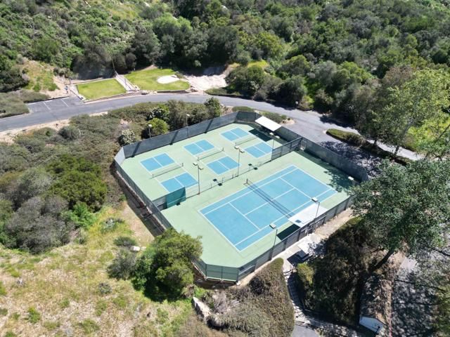 8975 Lawrence Welk Drive SPC 195, Escondido, CA 92026