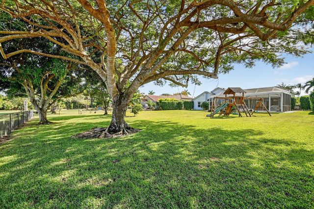 4393 Hunting Trail, Lake Worth, FL 33467