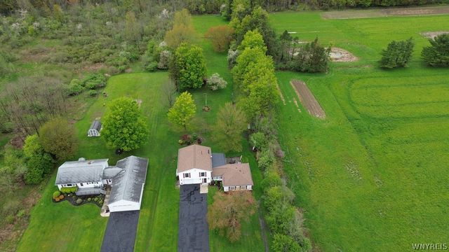 1242 Church Road, Evans, NY 14006