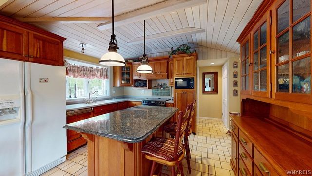 1242 Church Road, Evans, NY 14006