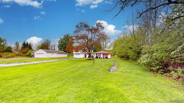 1242 Church Road, Evans, NY 14006