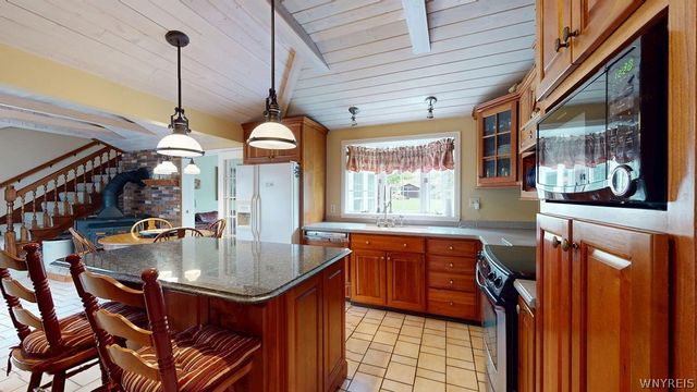 1242 Church Road, Evans, NY 14006