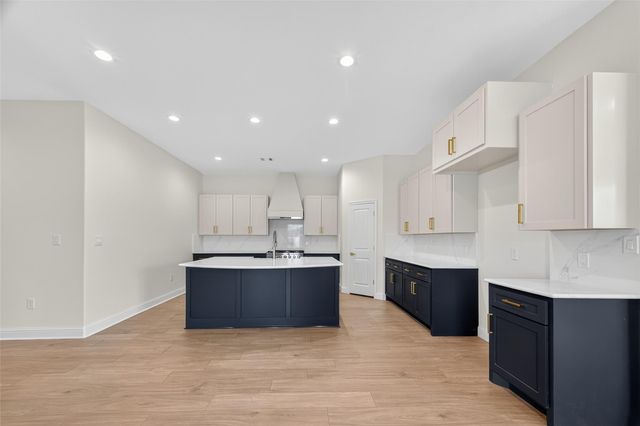 7717 Prairie Street, Hitchcock, TX 77563