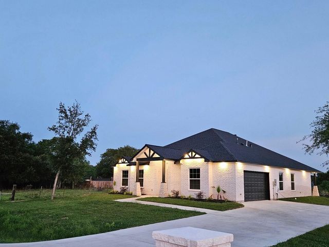 7717 Prairie Street, Hitchcock, TX 77563