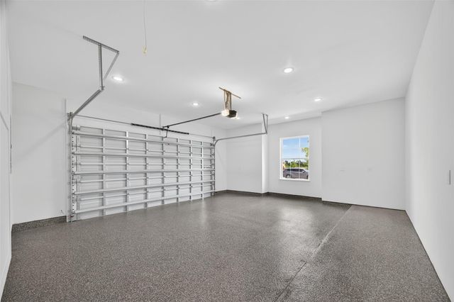 7717 Prairie Street, Hitchcock, TX 77563