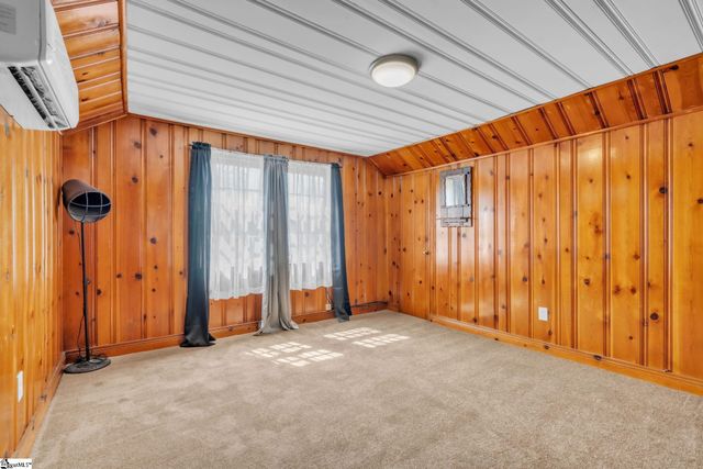 161 E Victoria Road, Spartanburg, SC 29301