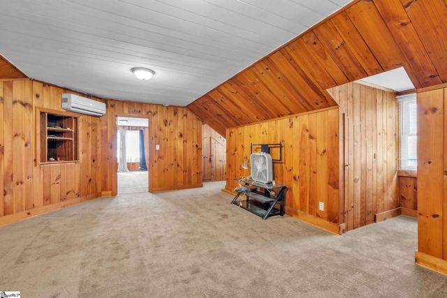 161 E Victoria Road, Spartanburg, SC 29301