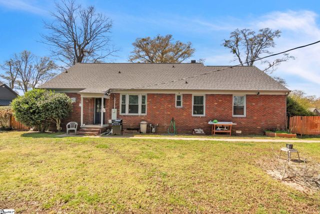 161 E Victoria Road, Spartanburg, SC 29301