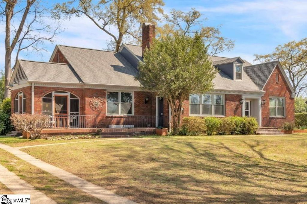 161 E Victoria Road, Spartanburg, SC 29301