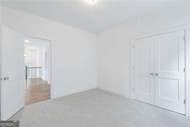 962 Homepark Circle, Buford, GA 30518