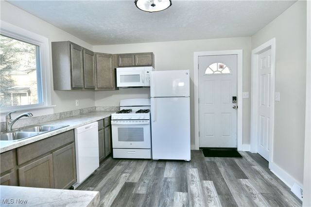 247 Township Road 306, Hammondsville, OH 43930