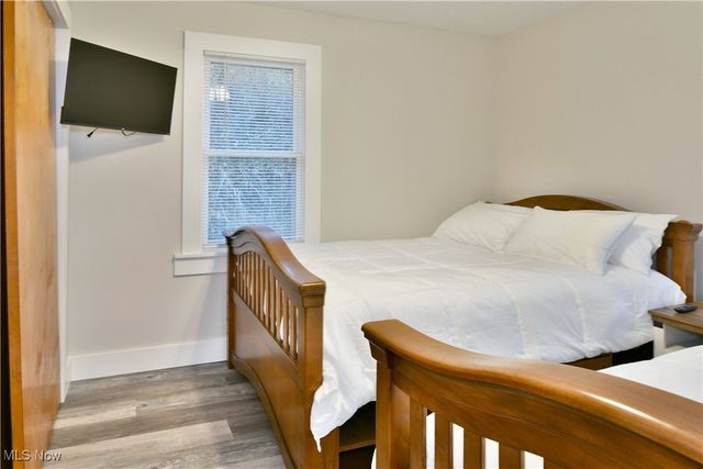 247 Township Road 306, Hammondsville, OH 43930