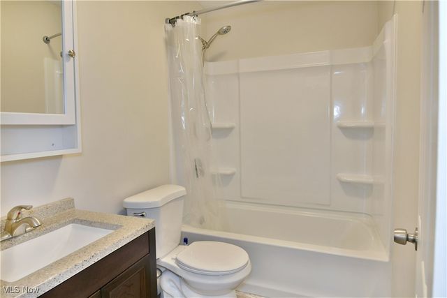 247 Township Road 306, Hammondsville, OH 43930