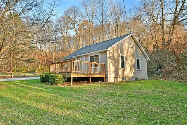 247 Township Road 306, Hammondsville, OH 43930