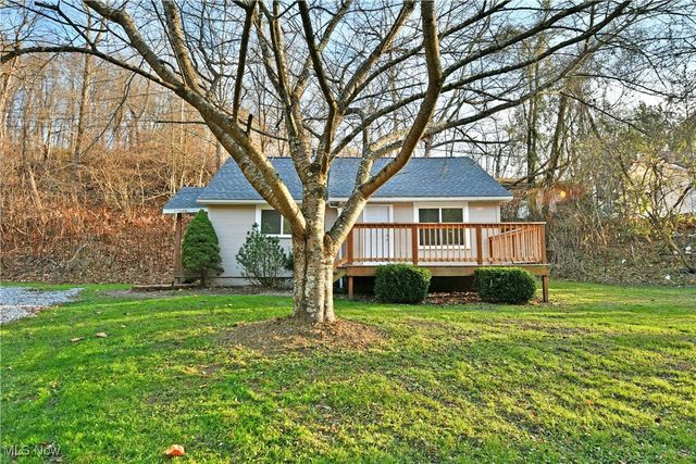 247 Township Road 306, Hammondsville, OH 43930