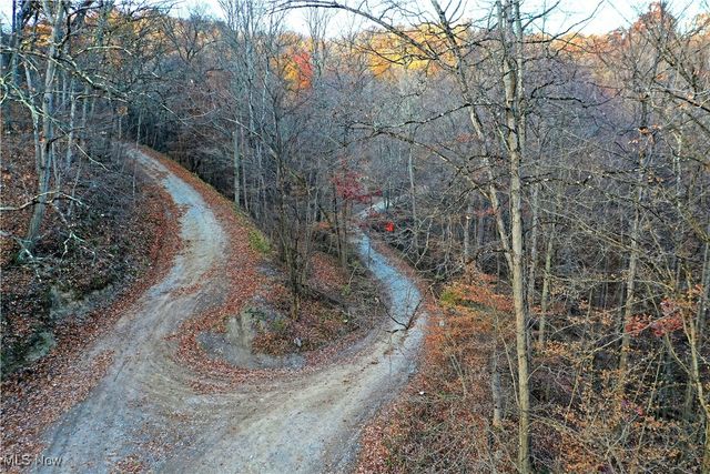 247 Township Road 306, Hammondsville, OH 43930