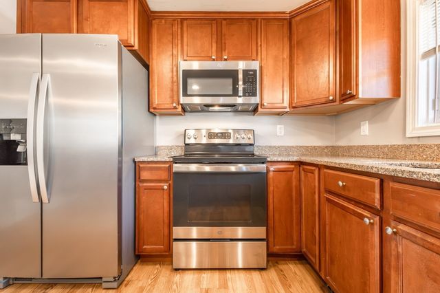9 Byron Ave, Methuen, MA 01844