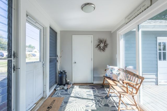 9 Byron Ave, Methuen, MA 01844
