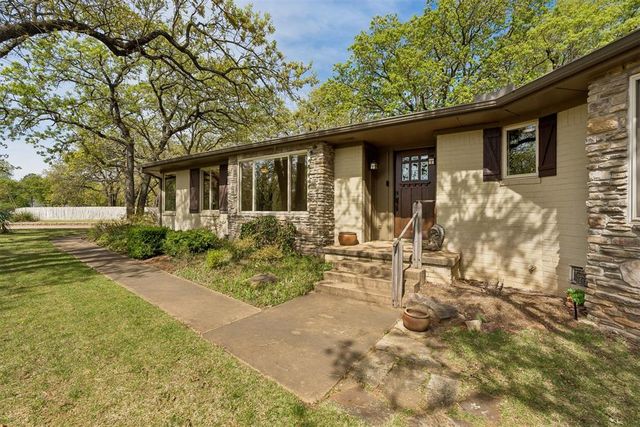 2661 Cedar Oak Drive, Edmond, OK 73013