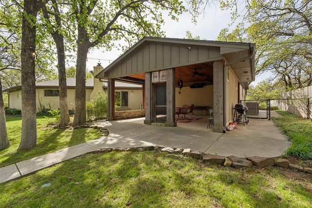 2661 Cedar Oak Drive, Edmond, OK 73013