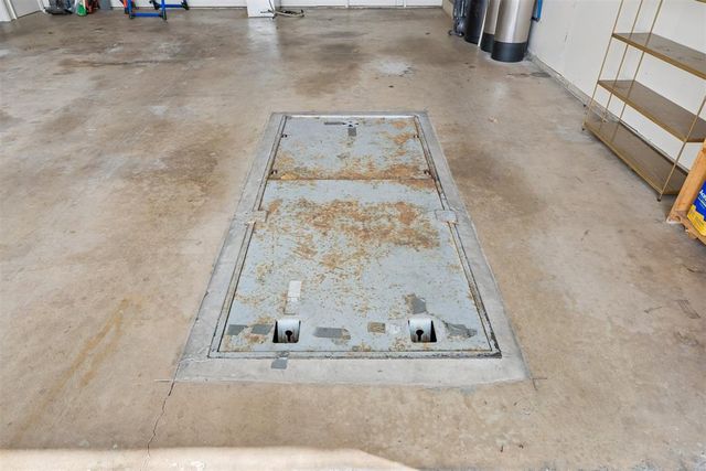 2661 Cedar Oak Drive, Edmond, OK 73013