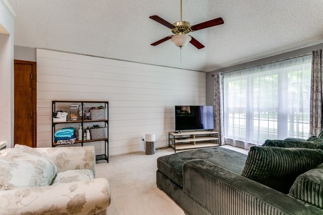 410 Cozby Avenue, Coppell, TX 75019